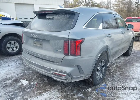 2022 Kia Sorento Hybrid S z USA, uszkodzony, nr VIN KNDRGDLGXN5080209